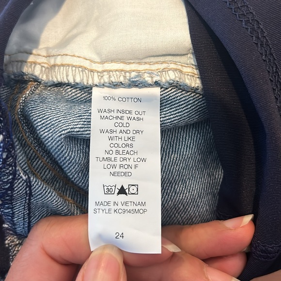 Pinkblush Full Belly Panel Distressed Raw Chewed
Hem Denim Maternity Jean Shorts - Picture 10 of 11